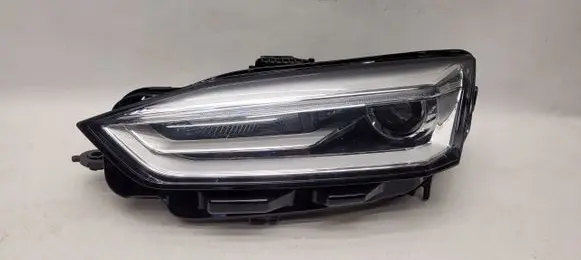 Audi A5 Headlight/headlamp 8W6941005C