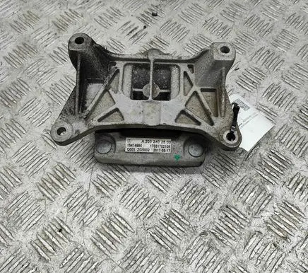 Mercedes-Benz GLC X253 C253 Gearbox mount A2052402500