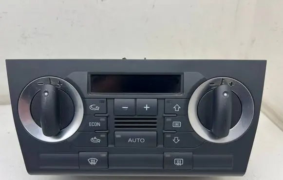 Audi A3 S3 A3 Sportback 8P Climate control unit 8P0820043AC A2C53212437