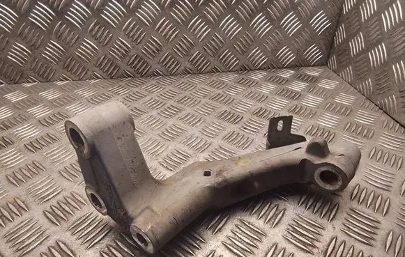 Peugeot 308 Other front suspension part S0423B