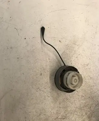 Toyota Corolla Verso E121 Fuel tank filler cap 