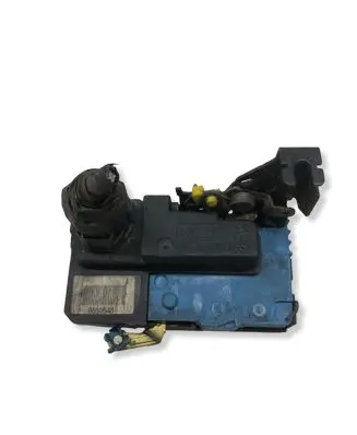 Volvo S60 Front door lock 8650546