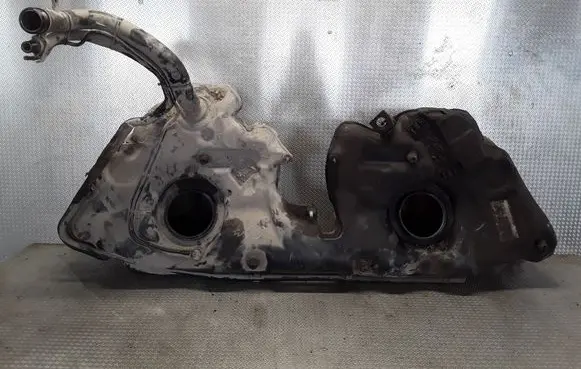 Mercedes-Benz C W203 Fuel tank 