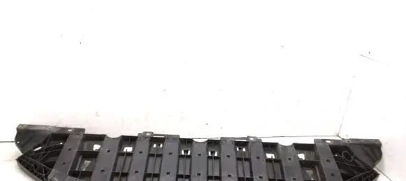 Front bumper skid plate/under tray