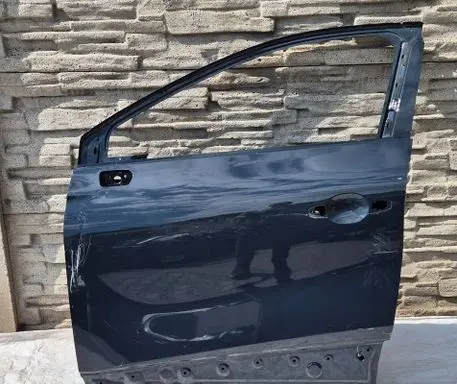 Renault Captur II Front door