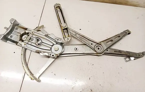 Opel Zafira A Sliding door window regulator with motor 90579572