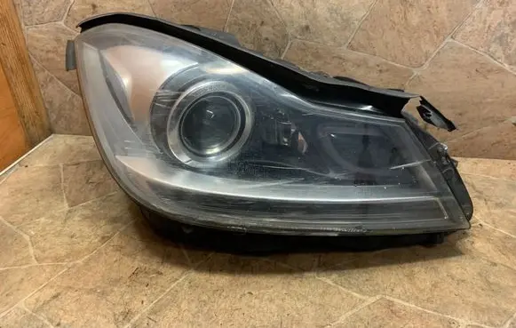 Mercedes-Benz C W204 Headlight/headlamp 