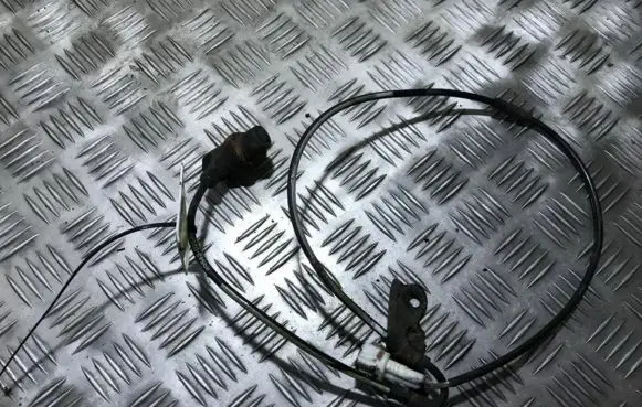 Toyota Avensis T250 ABS brake wheel speed sensor 0265006676 89543-02040