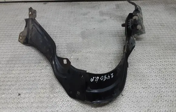 Mercedes-Benz C W203 Side radiator support slam panel 
