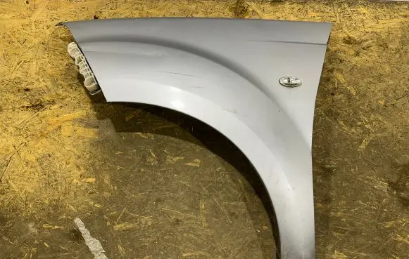 Citroen C-Crosser Fender