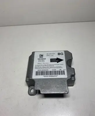 Opel Zafira A Airbag control unit/module 09229303 BGS1608420X 330518650