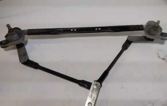 Hyundai Santa Fe Front wiper linkage 
