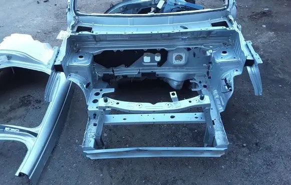 Dacia Spring Front quarter panel 
