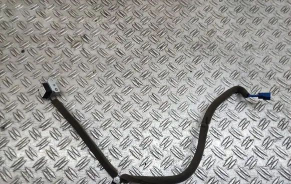 Nissan Juke I F15 Aerial GPS antenna 259751KK0B 12CR71681 R169069