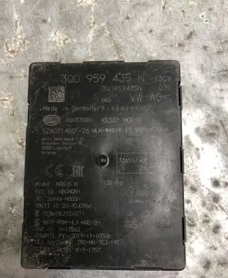 Keyless (KESSY) go control unit/module