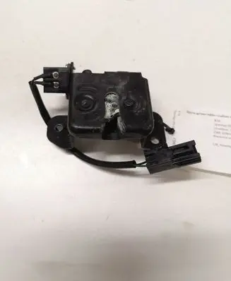 KIA Sportage Tailgate window lock/catch/latch