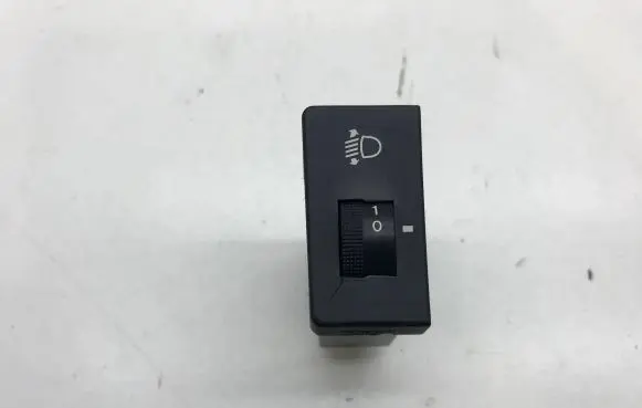 Hyundai Santa Fe Headlight level height control switch 933702B000