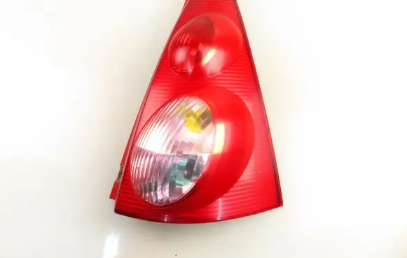 Peugeot 107 Rear/tail lights 815500H040