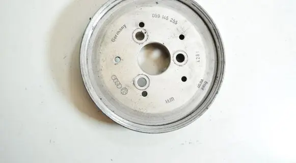 Audi A4 S4 B7 8E 8H Power steering pump pulley 059145255