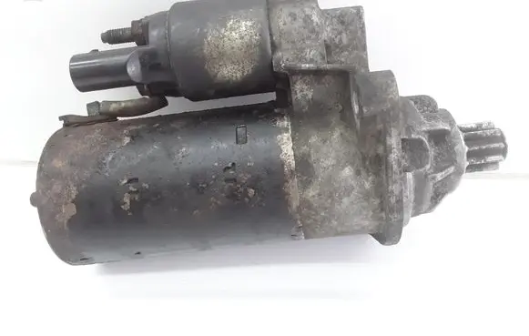 Volkswagen Transporter - Caravelle T5 Starter motor 1005831423