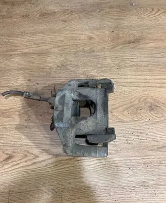 Audi A6 Allroad C5 Front brake caliper