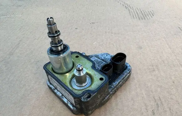 Volkswagen Multivan T5 Transfer box differential control unit 7H0907554F