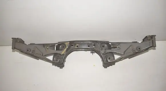 BMW 1 F40 Rear subframe 6851560 33306851560