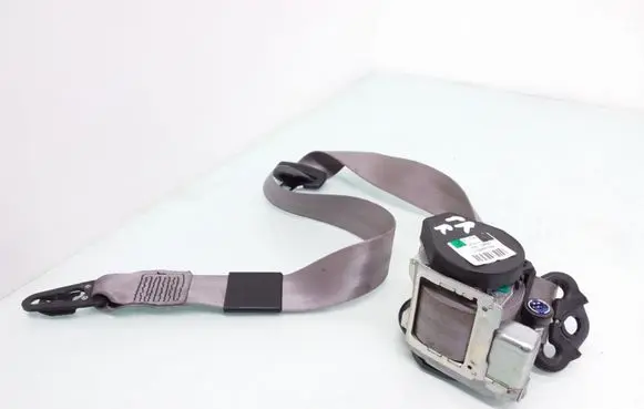 Audi A4 S4 B7 8E 8H Front seatbelt 8E0857706F 501916200C 106072005