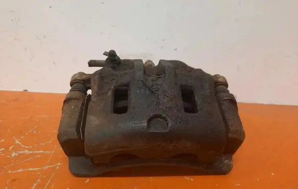 Hyundai Santa Fe Front brake caliper