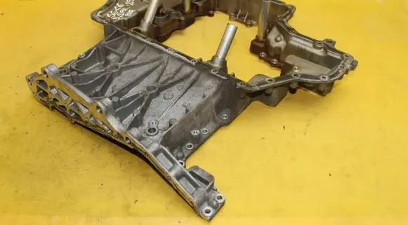 Audi A8 S8 D3 4E Oil sump 07L103603K