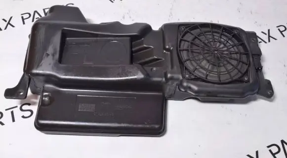 Porsche 911 996 Front door speaker 99664501101 99664501100