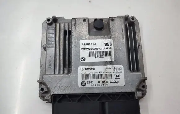 Mini Cooper Countryman R60 Engine control unit/module 8519663