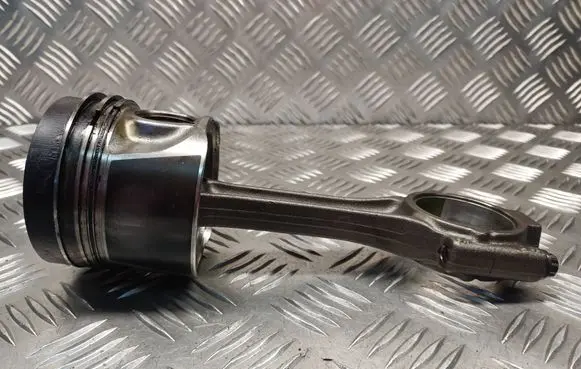 Volkswagen PASSAT B7 Piston with connecting rod 03LA 79L98