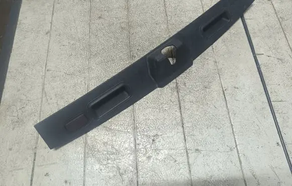 Mercedes-Benz ML W164 Tailgate/boot lid lock trim A1647400030