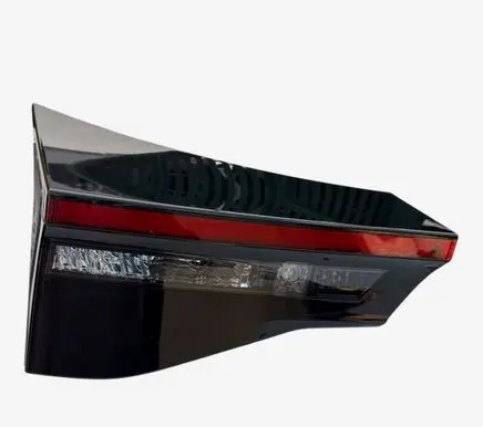 Toyota Yaris Cross Rear/tail lights 815900DB50