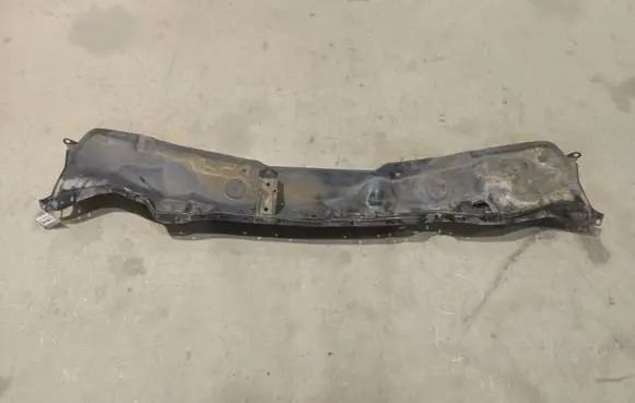 Toyota Corolla Verso AR10 Wiper trim 