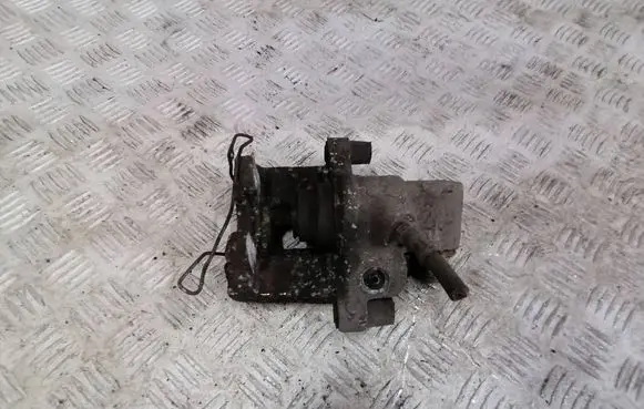 Ford C-MAX II Brake caliper pad carrier rear 