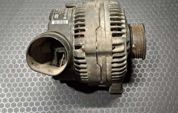 Audi A6 S6 C5 4B Generator/alternator 078903015C 0123505007