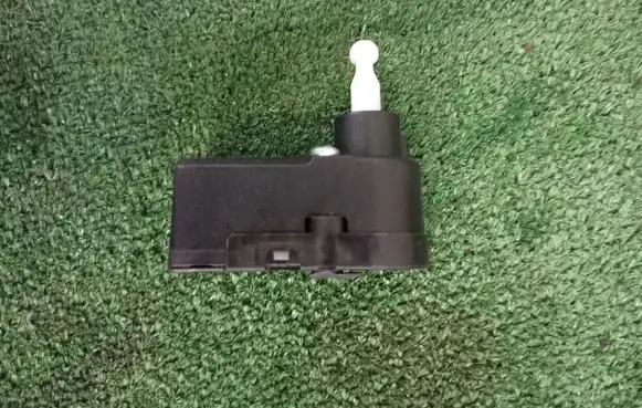 Ford Transit Custom Headlight level adjustment motor 030785331904