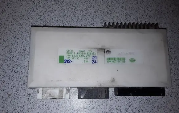 BMW 5 E39 Comfort/convenience module 61356922152 6922152