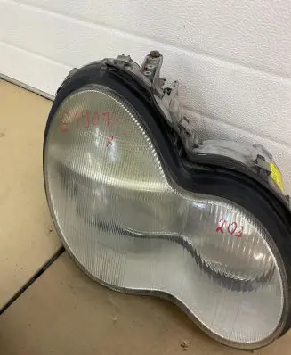 Mercedes-Benz C W203 Headlight/headlamp 1305235664 E1907