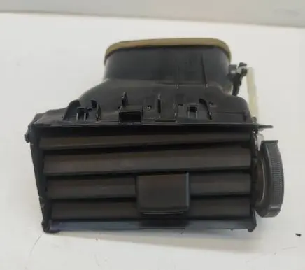 Toyota Verso Dashboard side air vent grill/cover trim 556600F030