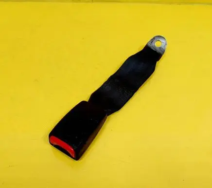 Mitsubishi Galant Rear seatbelt buckle 