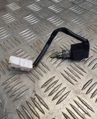 Hyundai i40 Brake pedal sensor switch