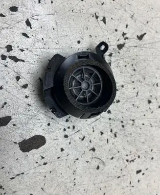 Renault Megane I Front door speaker 7700425807