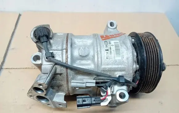 Renault Megane IV Air conditioning (A/C) compressor (pump) 926002410R