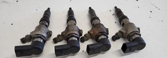 Mazda 2 Fuel injectors set 9649574480