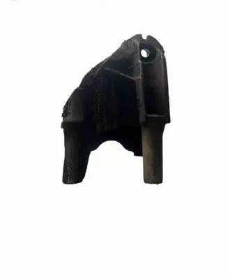 Engine mounting bracket