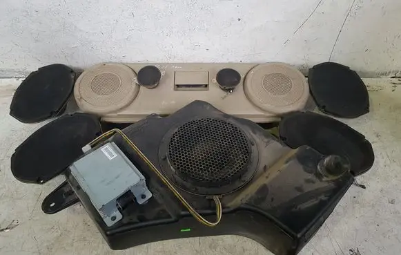 Dodge Caliber Audio system kit 