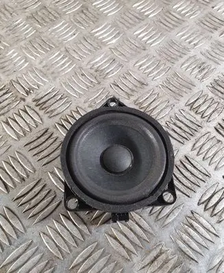 Volvo V60 Subwoofer speaker 31456827